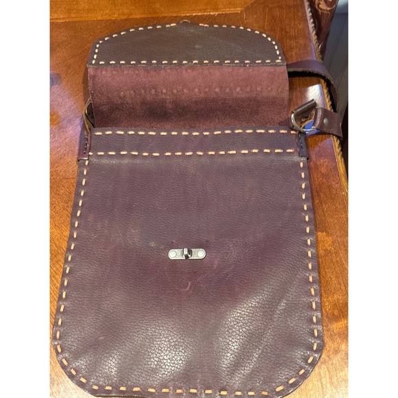 Handmade Brown Leather Messenger Bag Satchel Whipstitch Brass Latch Crossbody - Picture 10 of 17